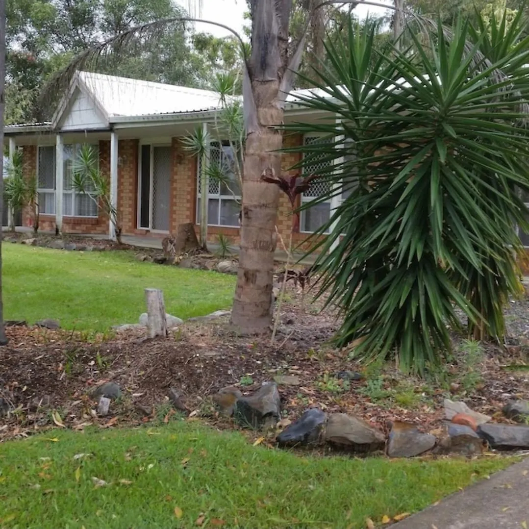 Newly Renovated & Quiet Area Villa Eagleby