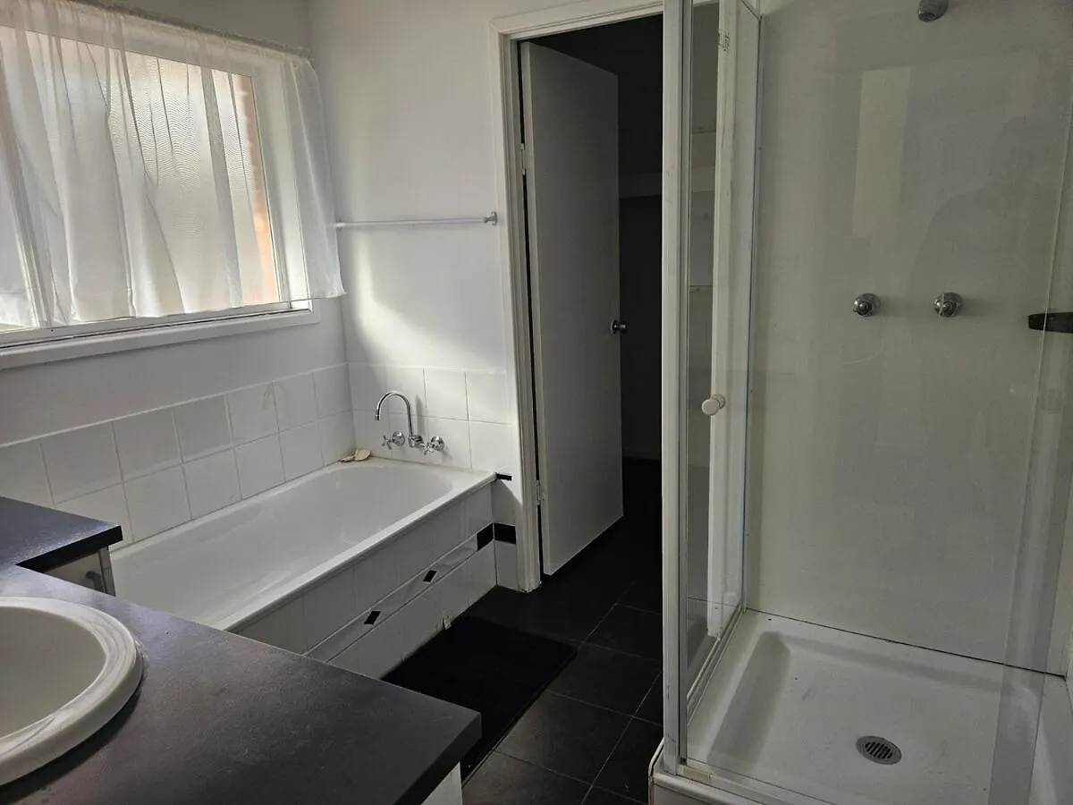 Vakantiehuis Newly Renovated & Quiet Area Villa Eagleby